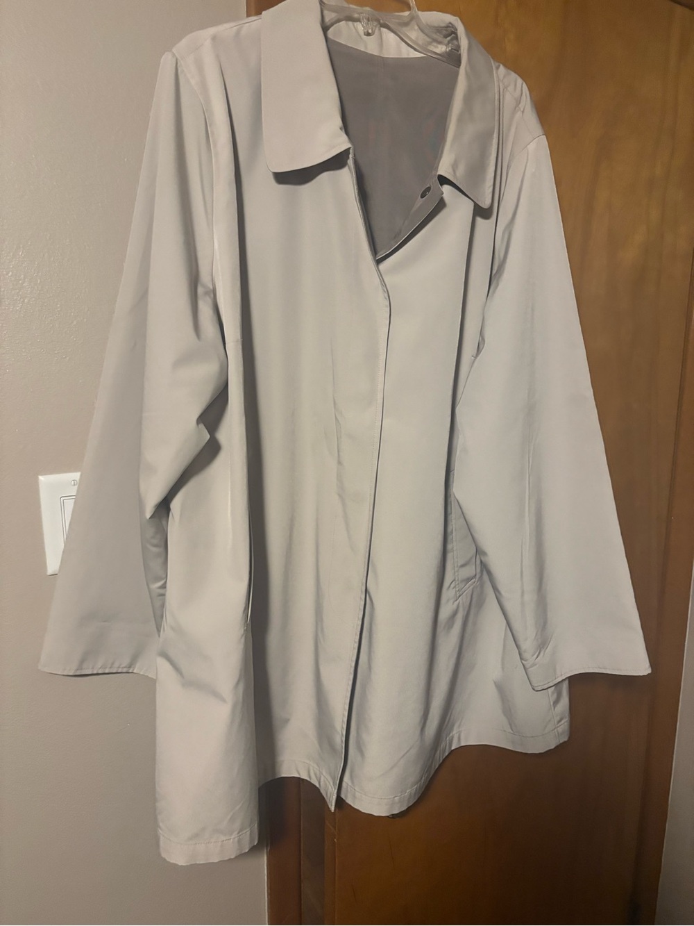 Classic Women's Light Gray Trench Jacket